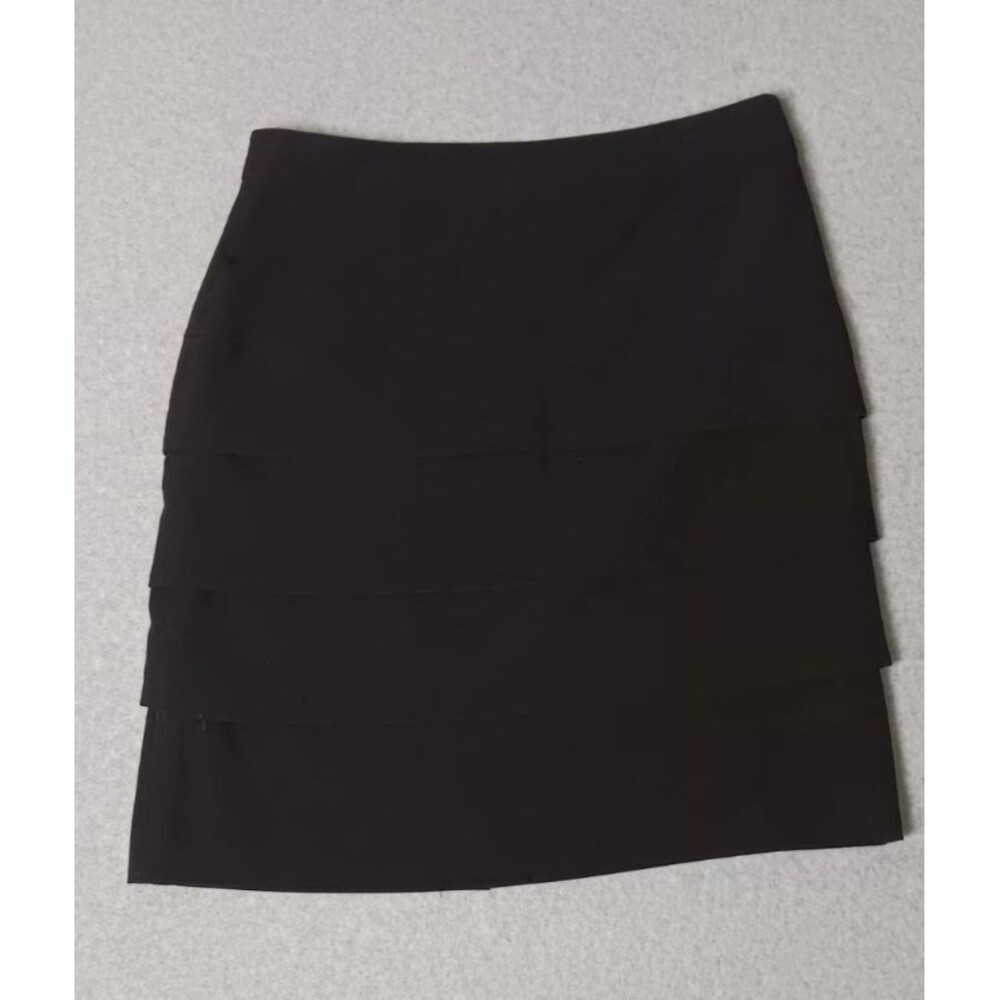 Larry Levine Stretch tiered Pencil Skirt Size 8 Black Office Siren Quiet Luxury